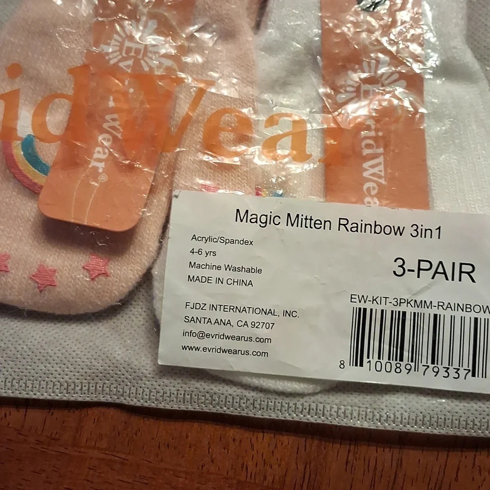Magic Mitten Rainbow 4-6 Yrs
